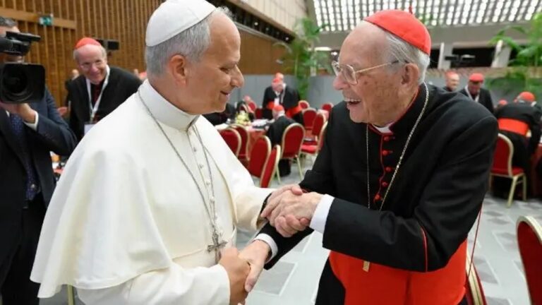 Papa Leone XIV e Giovanni Battista Re